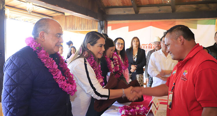Fortalece gobierno estatal al sector turismo en Zacatlán