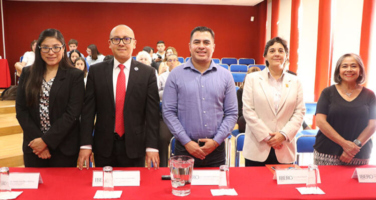 Estudiantes Ibero Puebla presentan estrategias para el turismo en Tetela de Ocampo